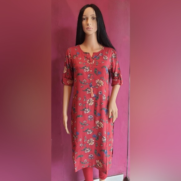 Avaasa Floral Kurta Tunic Top Roll Sleeves Long Length Shirt Slit Sides Women M - Picture 3 of 13